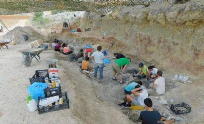 FOTO:Imagen de una de las excavaciones realizadas en el entorno de Salas de los Infantes. A.P.M. FOTOImagen de una de las excavaciones realizadas en el entorno de Salas de los Infantes. A.P.M.