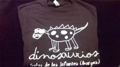 Camiseta dinosaurios Salas negra