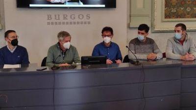 FOTO:En el centro de la imagen el director del Museo de Dinosaurios de Salas de los Infantes, Fidel Torcida. - EUROPA PRESS FOTOEn el centro de la imagen el director del Museo de Dinosaurios de Salas de los Infantes, Fidel Torcida. - EUROPA PRESS