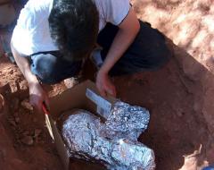 Guarding the pieces when transferring them to the Museum Guarding the pieces when transferring them to the Museum